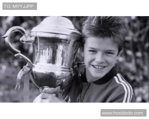 26号足球明星的传奇人生与赛场背后的故事揭秘