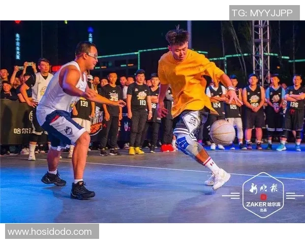 足球明星的假日生活趣事漫画展现他们的休闲时光与独特魅力